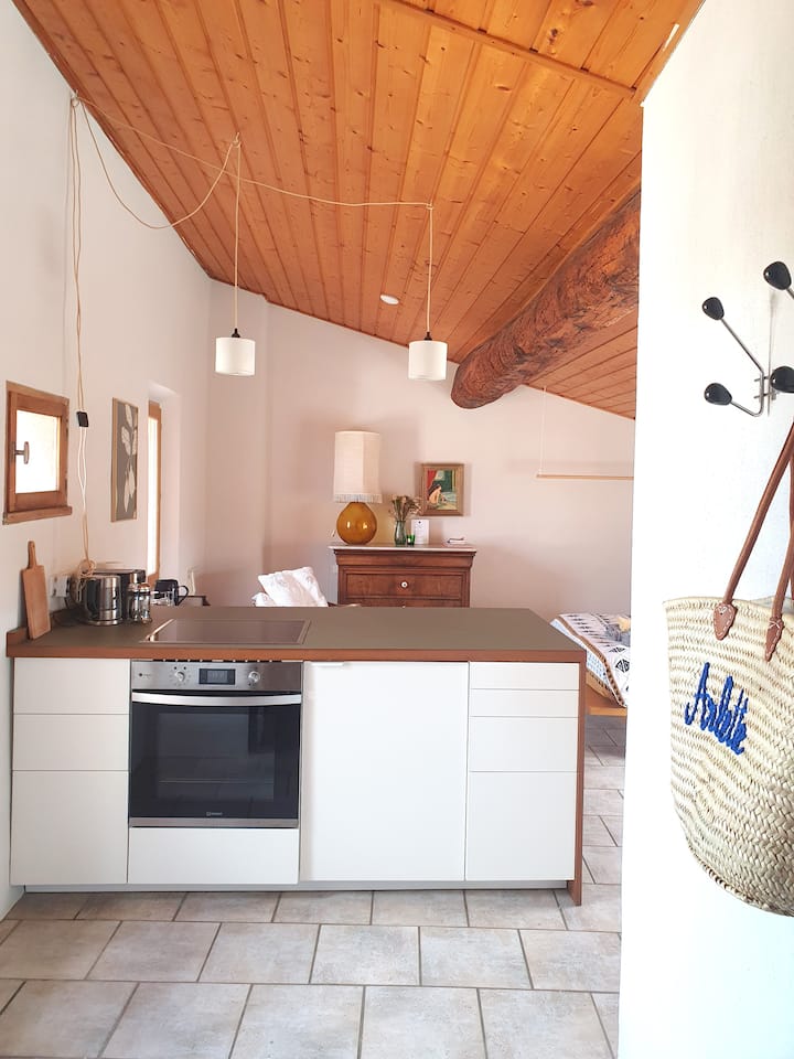 Charmant Studio Pour 2 Avec Vue Mer Et Terrasse - Juan les Pins