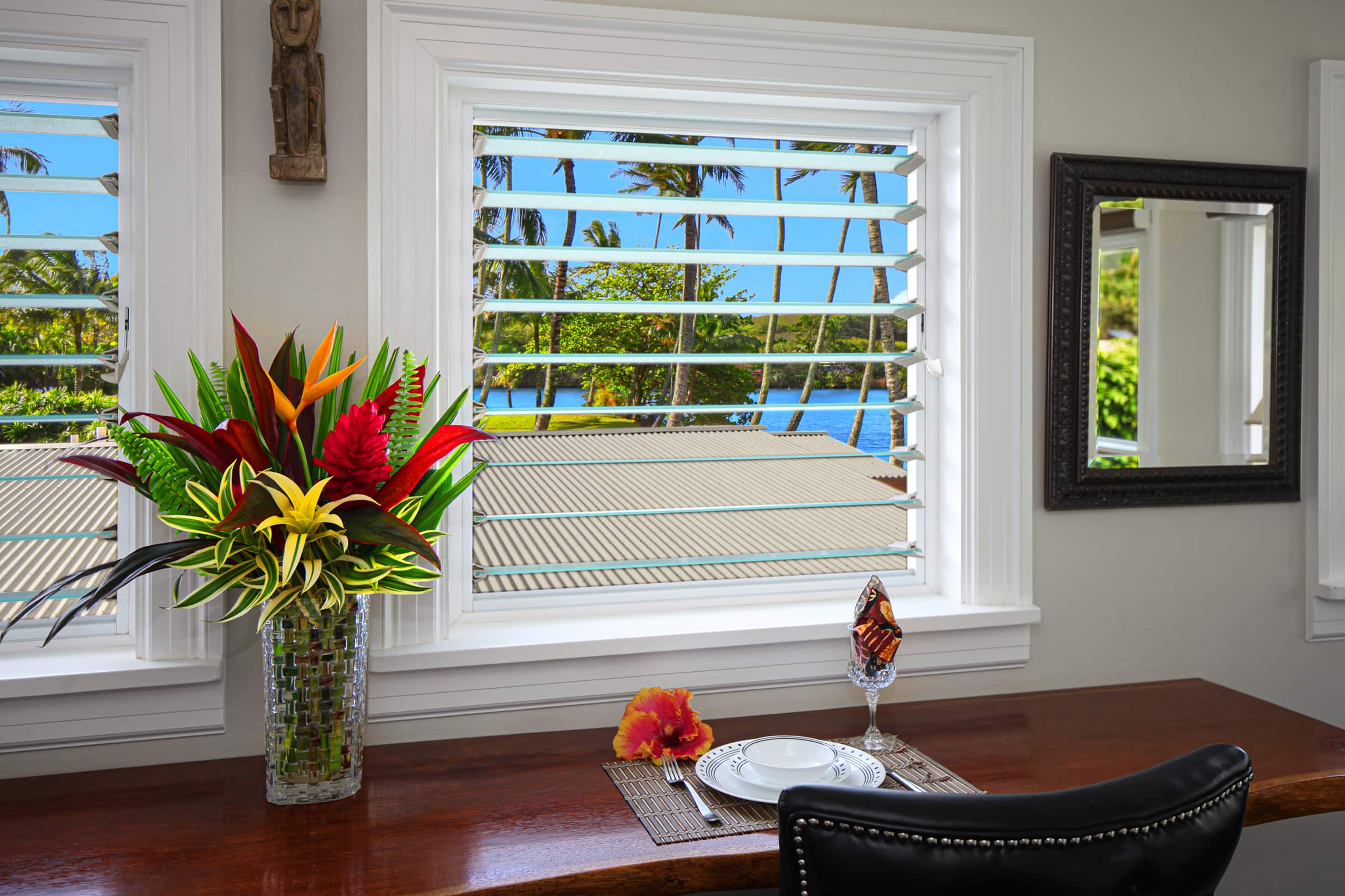 Coco C: Honeymooners Favorite with River Views - Main photo
