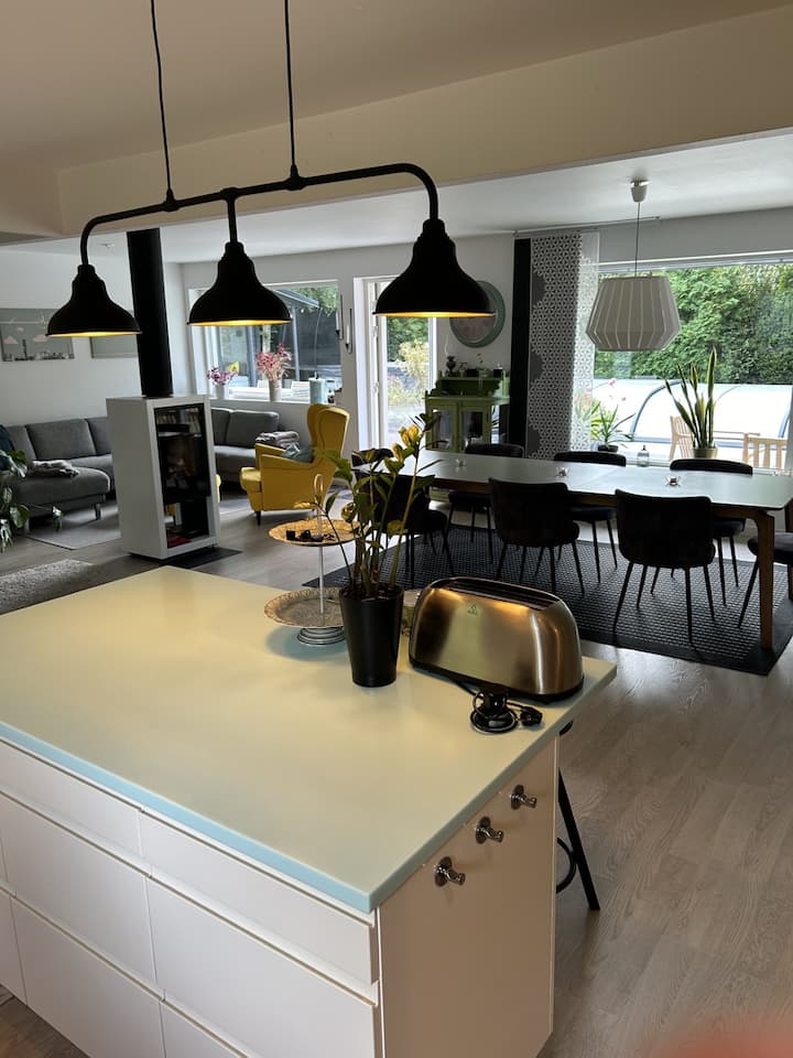 Poolvilla På Bästa Läge I Höllviken - Höllviken