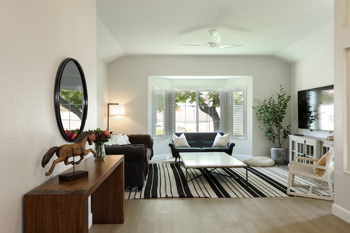 Charming 3-bedroom Home With Huge Backyard - Chula Vista, CA