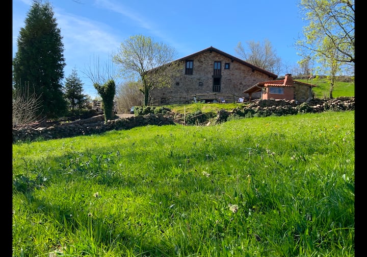 La Tregua. Casa Rural En El Tojo. Ayto. Los Tojos - Cantabria