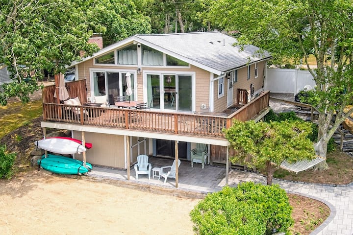 Waterfront Home W/dock, Deck, Central A/c & Kayaks - Massachusetts