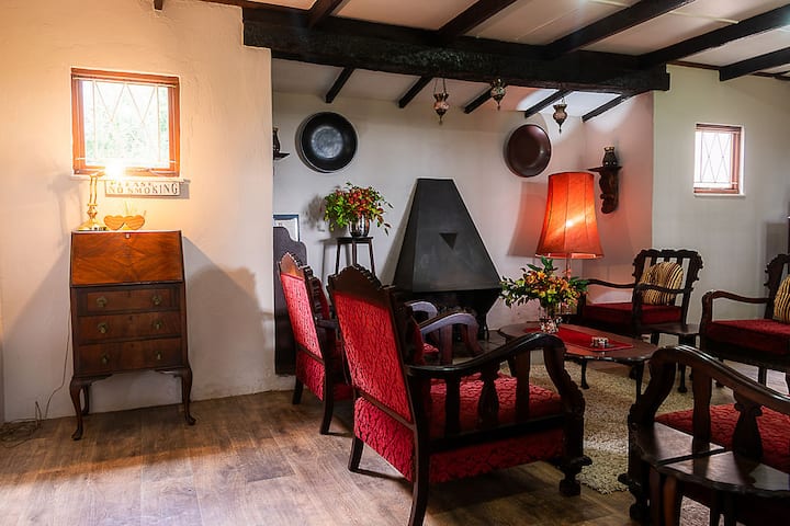 Rosedale Country Escape With Pool, Large Boma - Mooi River