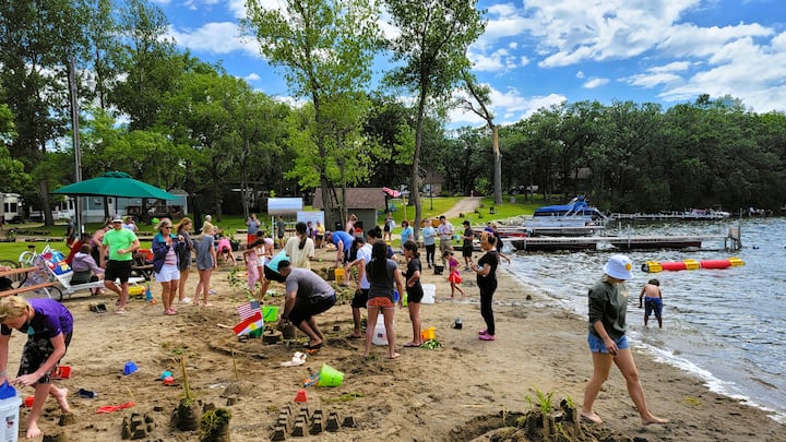 Lakeside Cabin #1 At Swan Lake Resort & Campground - Swan Lake, Fergus Falls