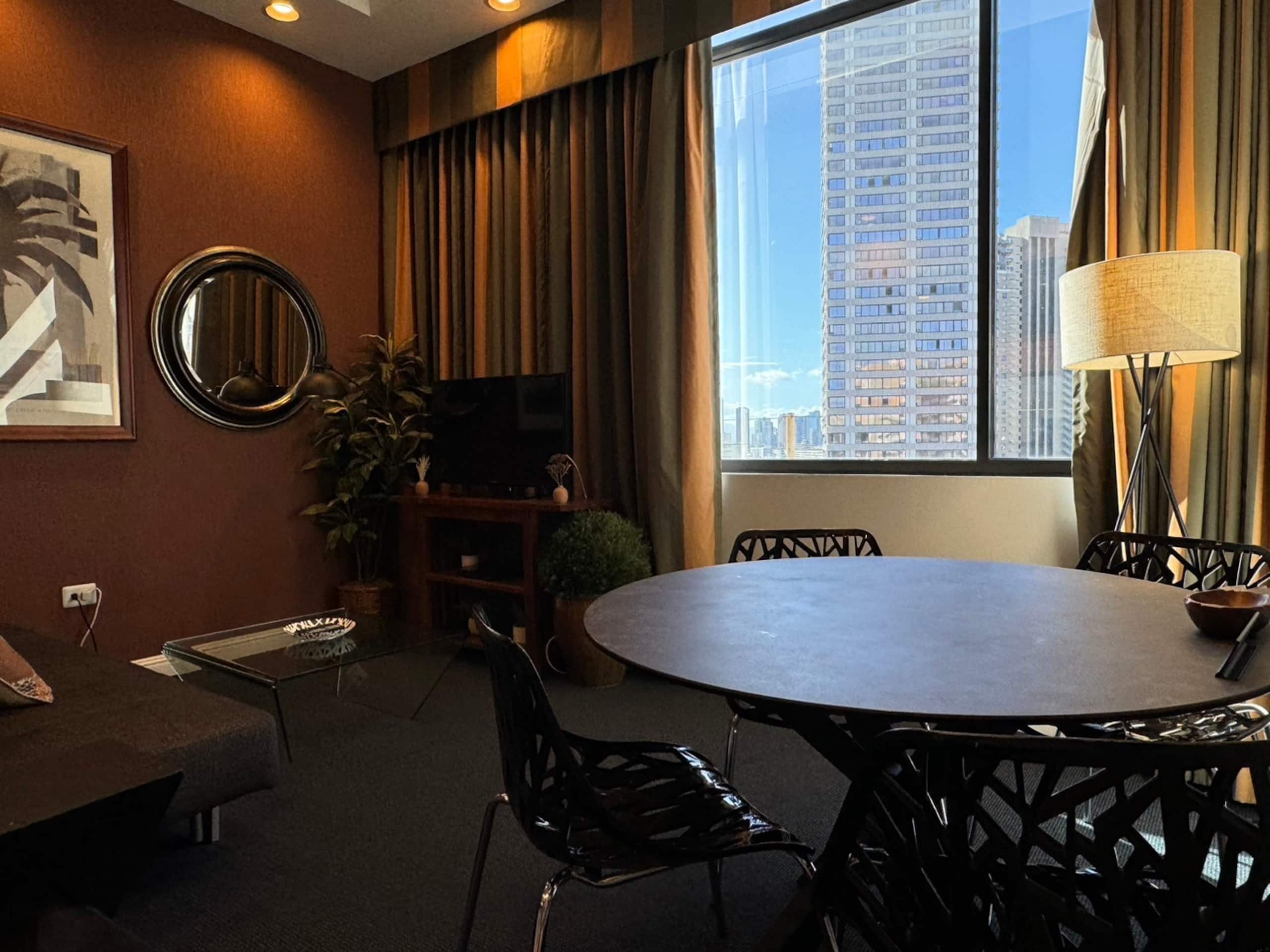 Condo in Honolulu · ★4.83 · 1 bedroom · 3 beds · 1 bath - Image 15
