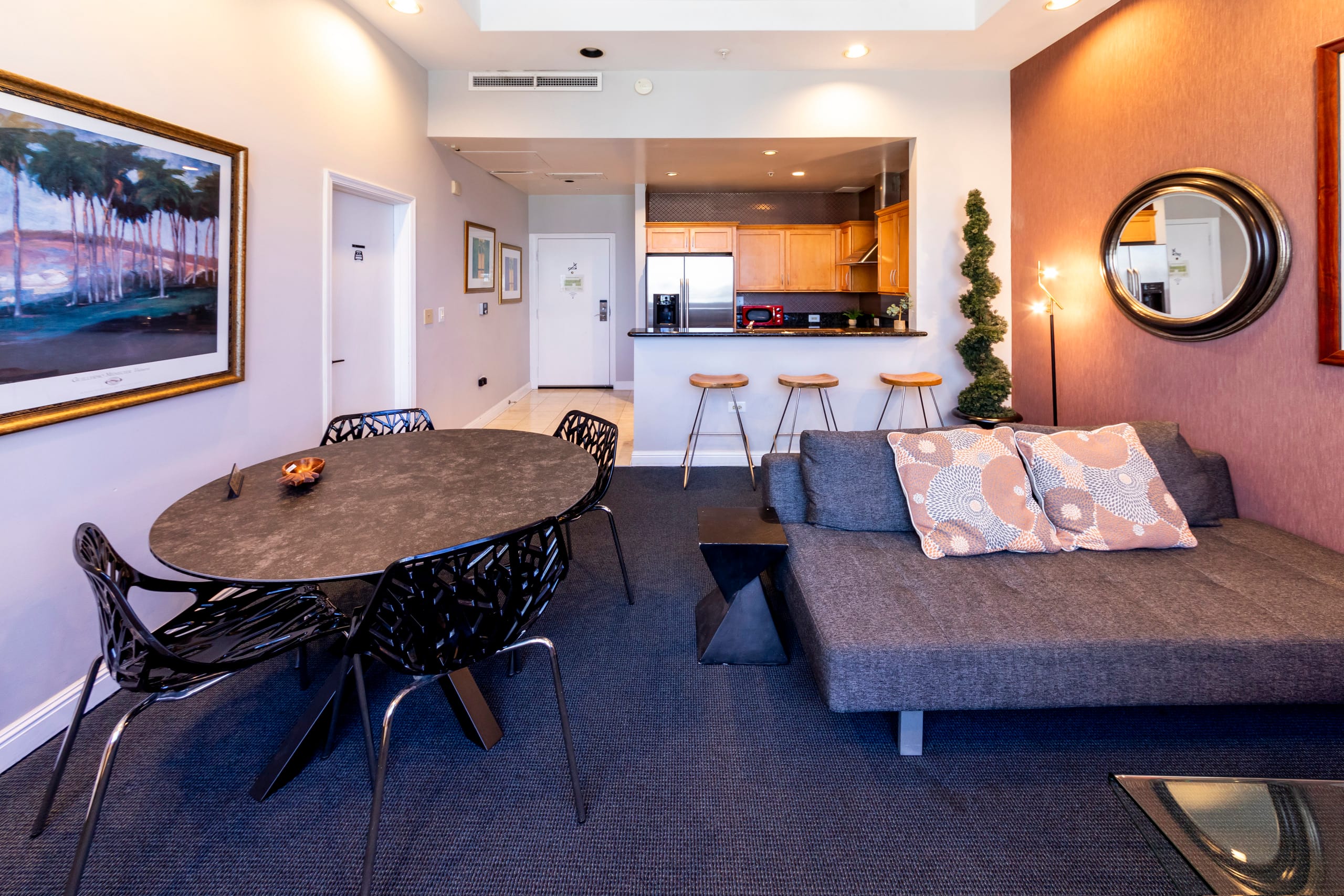 Condo in Honolulu · ★4.83 · 1 bedroom · 3 beds · 1 bath - Image 5