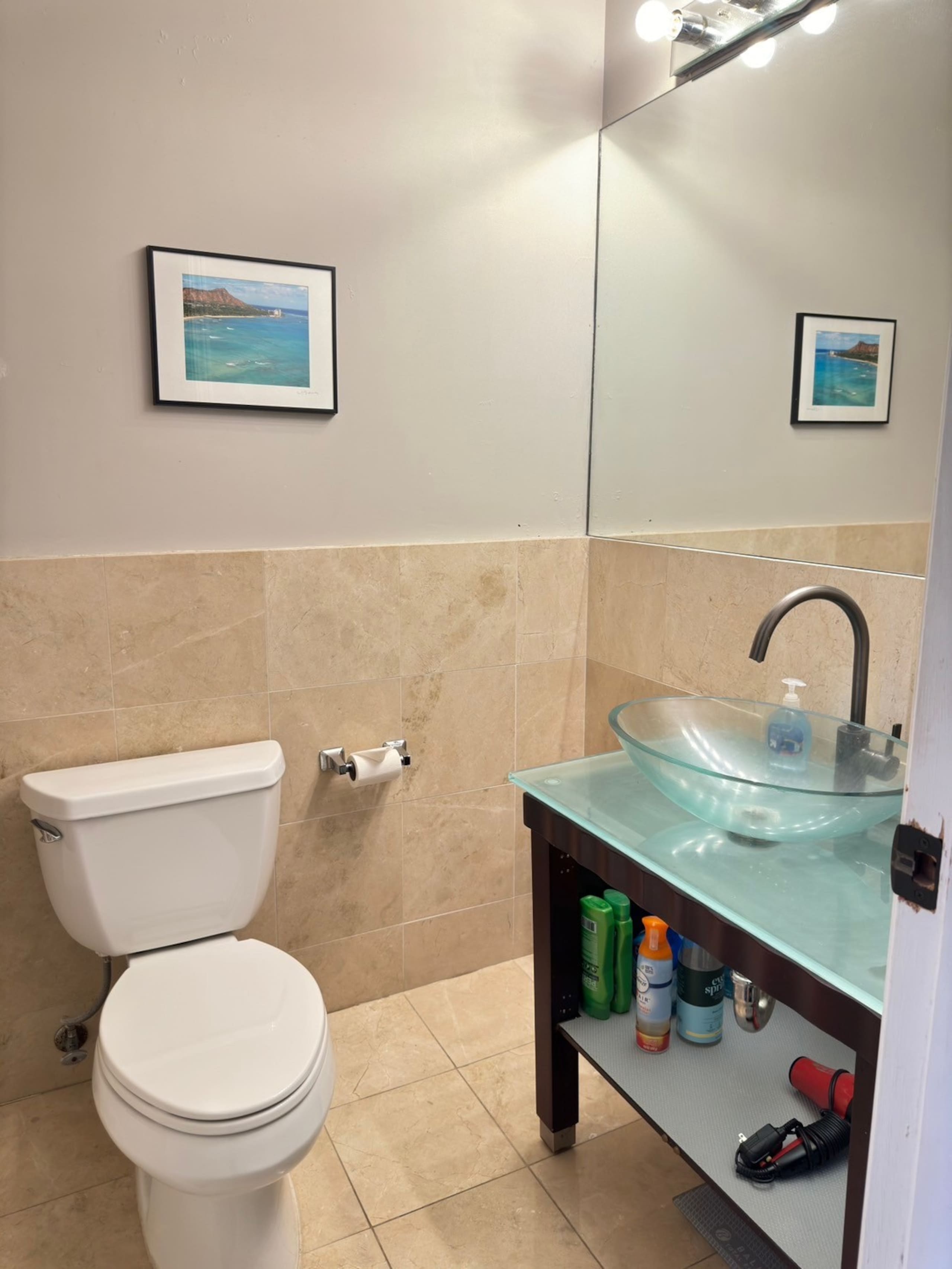 Condo in Honolulu · ★4.72 · 1 bedroom · 3 beds · 1 bath - Image 39