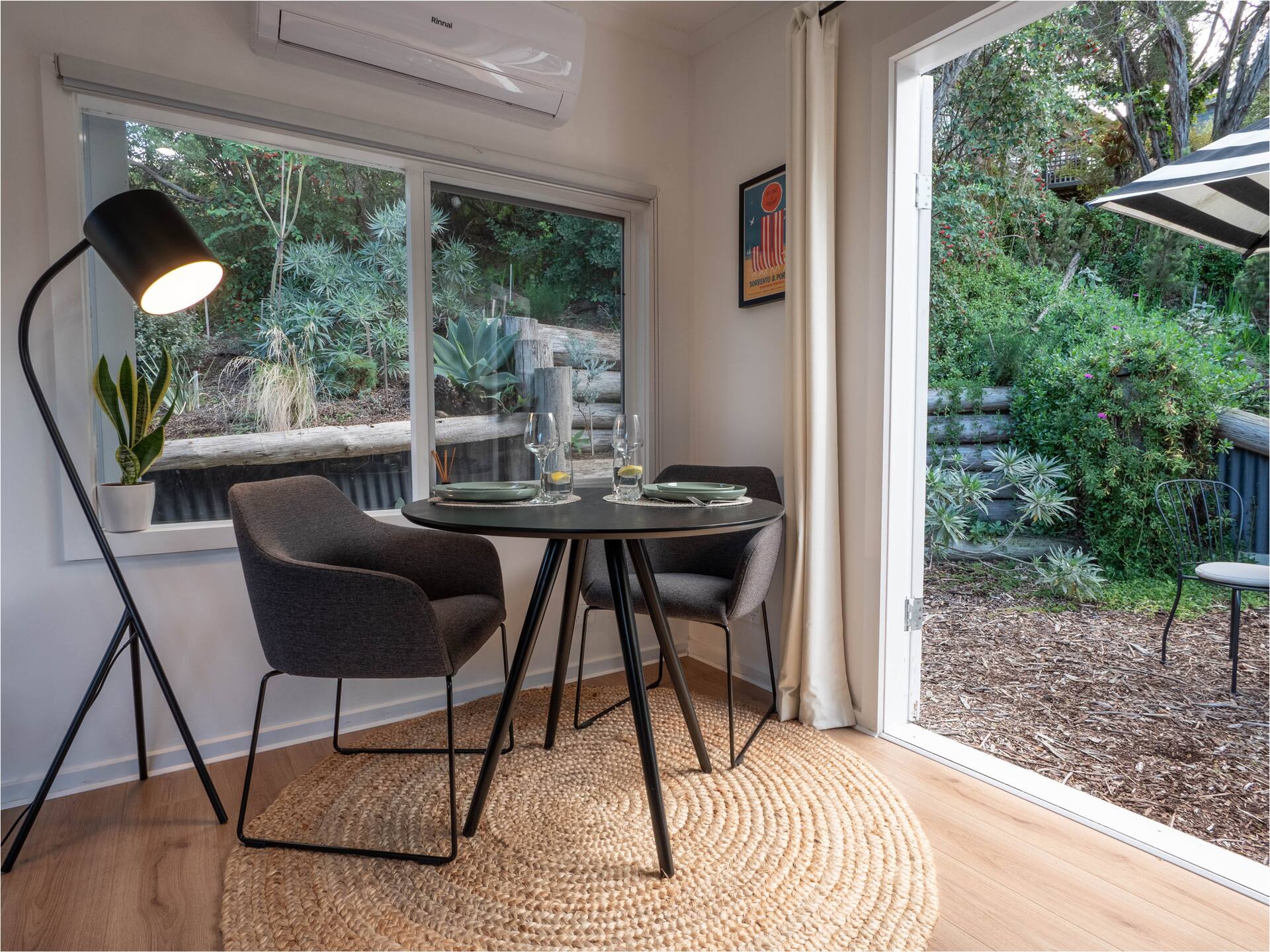 La Cabine | Private studio 5 mins Peninsula Hot Springs, Golf, Beaches, Wineries — photo 5