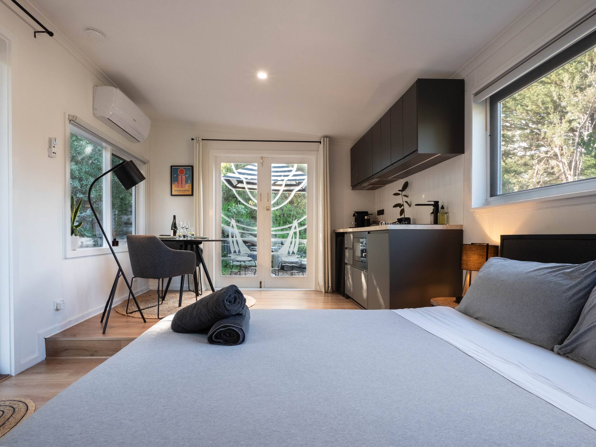 La Cabine | Private studio 5 mins Peninsula Hot Springs, Golf, Beaches, Wineries