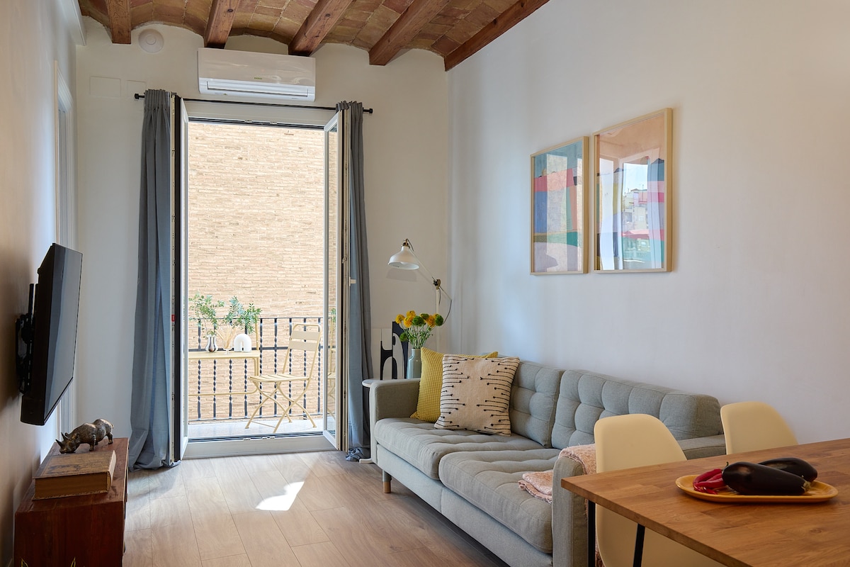 Top performing Airbnb: Casa Cosi – Sant Gervasi 4 in El Putxet I El Farró