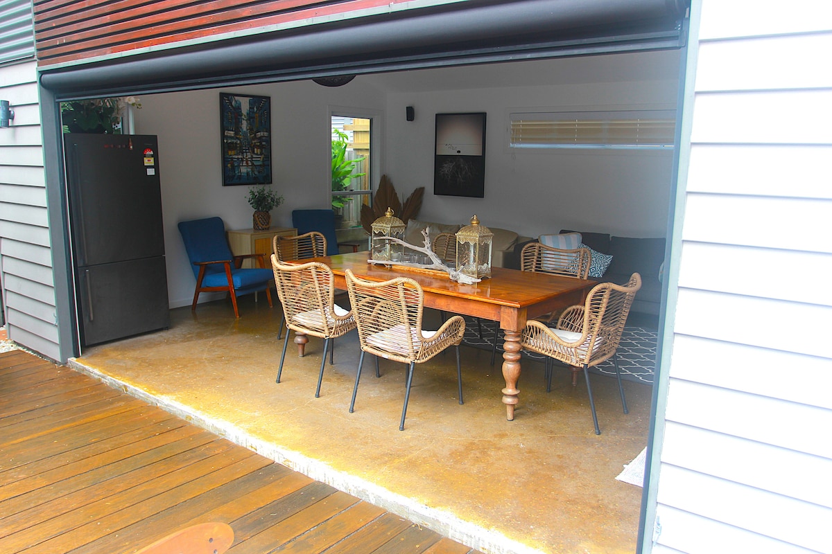Top performing Airbnb: Pantai Indah (Beautiful Beach) Villa in Torquay
