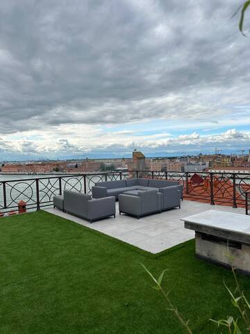 amazing penthouse rooftop terrace 360° lagoon view gallery image 5