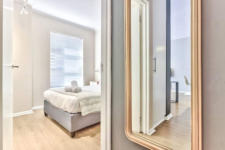 ห้องสวีทหนึ่งห้องนอน (One Bed