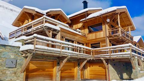 Luxury Chalet 15Gues. Swedish bath private shuttle