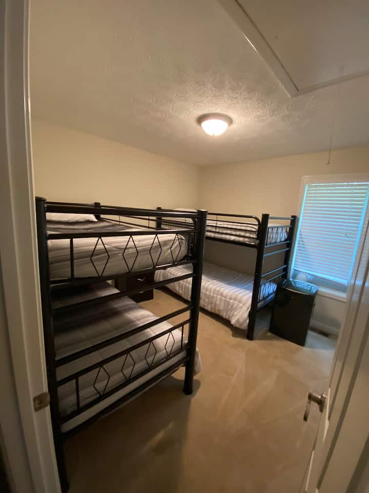 საძინებელი 3