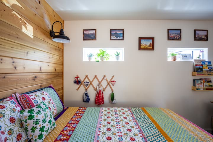 Bohemian Studio Boise | Hottub | Unique | Location - ボイシ, ID