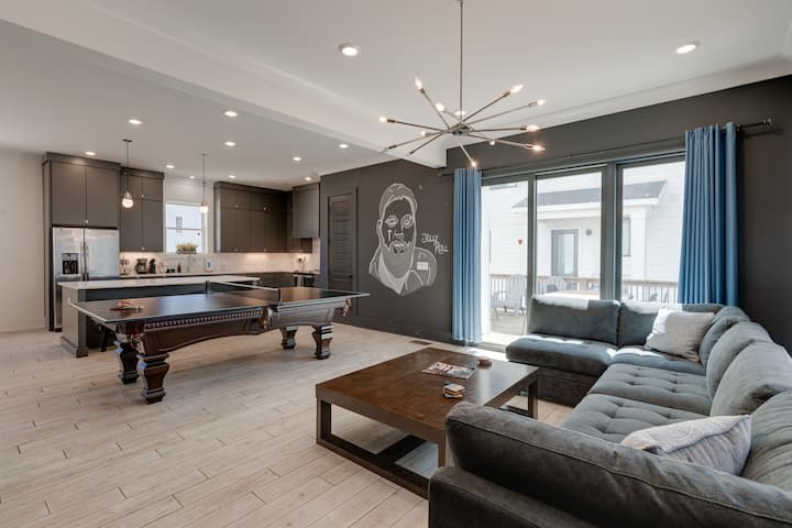 The Mural House: 11 Bed Group Hq | Near The Gulch - ナッシュビル, TN