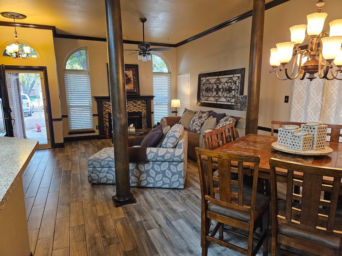 Popular Airbnb listing: Best Little Cozy Home in Texas in Euless