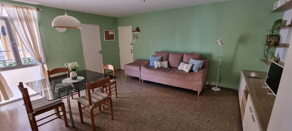 Anuncio de Airbnb popular: Beautiful apartment in Córdoba. Excellent location en Departamento Capital