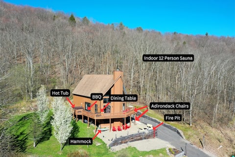 The Ridge Chalet in Ellicottville~Hot Tub & Sauna!