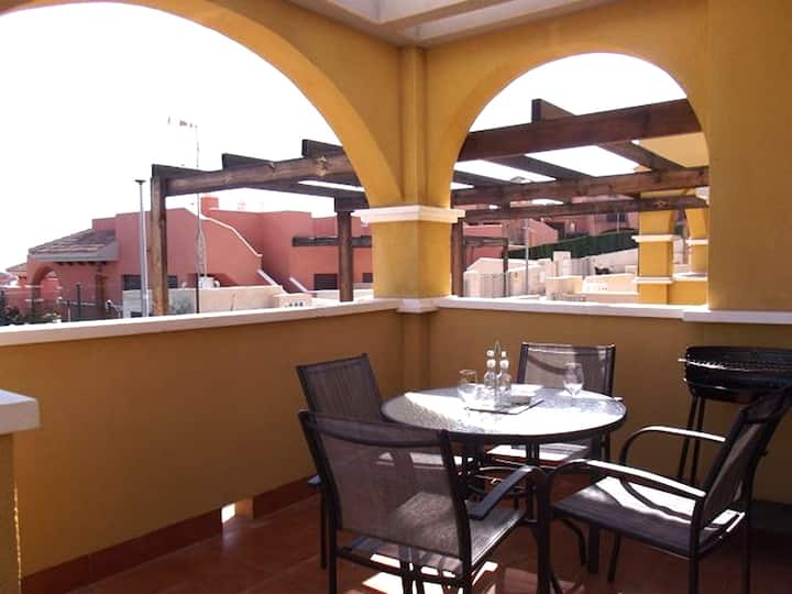 Mh08-2 Bed, 2 Bath Villa In Isla Plana, Near Beach