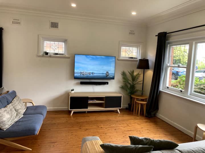 Large Family Home With Heated Pool Pets Welcome - Cronulla