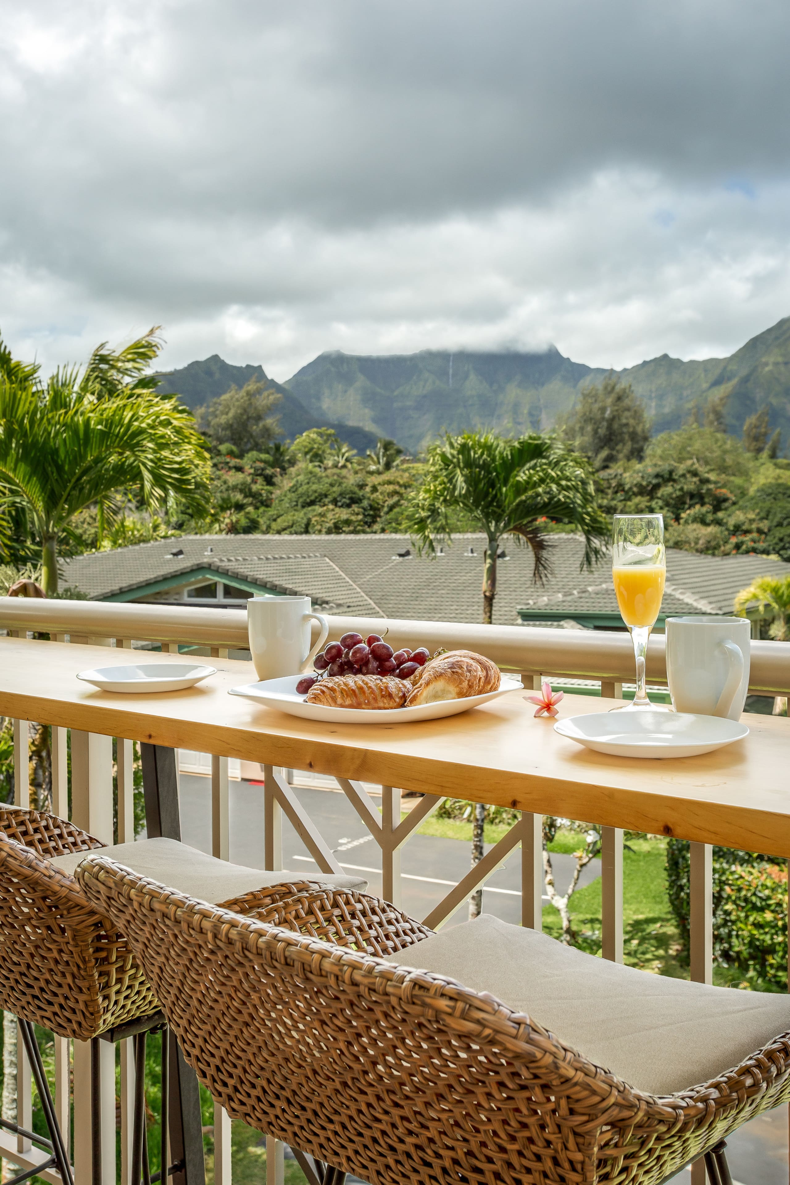 Views! Mountains, Waterfalls, Hot tub, Amenities - Image 6