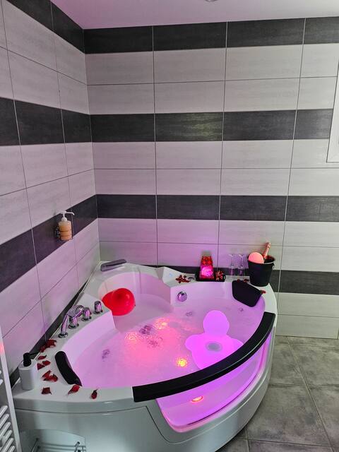 Beautiful house with balneo bathtub