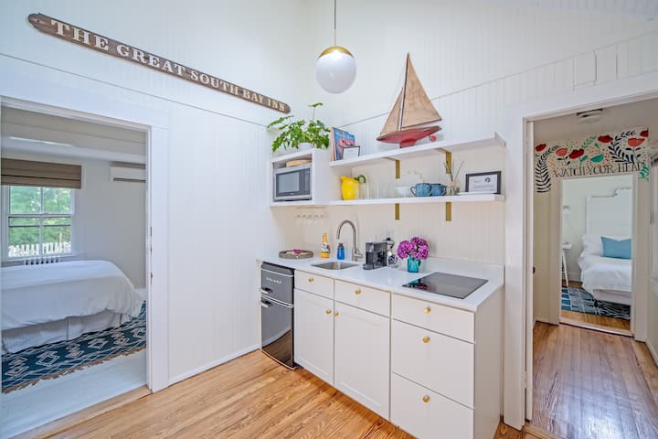 Bellport Inn Enchanting Garden Suite - 2 Bedrooms - Fire Island, NY
