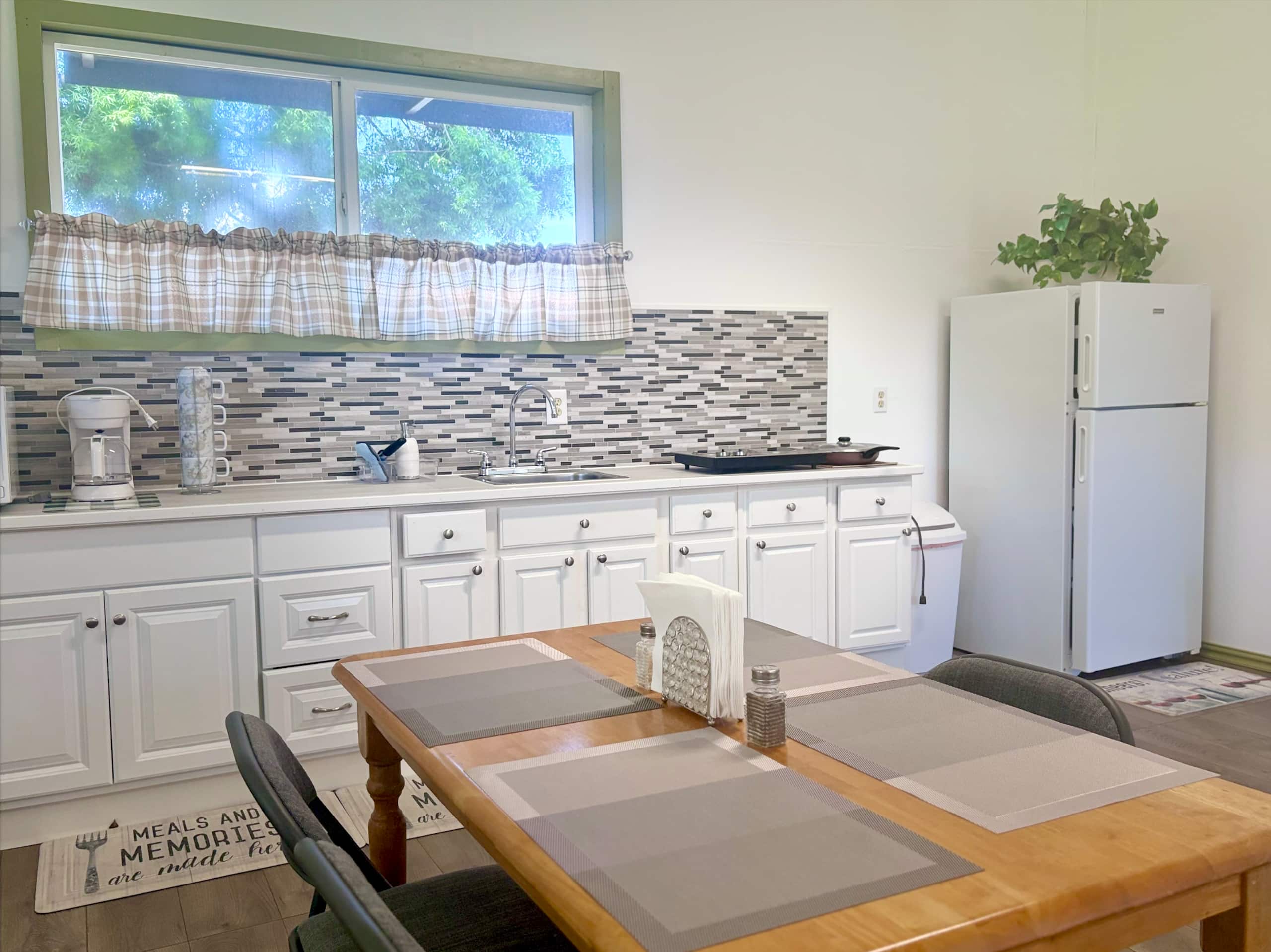 Guesthouse in Naalehu · ★4.46 · 2 bedrooms · 2 beds · 1 private bath - Image 33