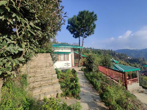 Pine & Oak Cottage, Parvada,Mukteshwar Nainital