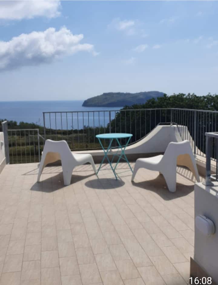 Splendido Villino Con Vista Spettacolare - Ventotene