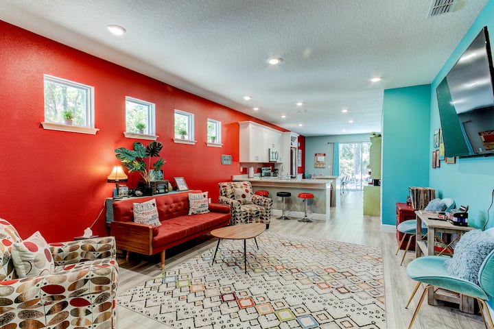 New House With Retro Vibes | 4 Blocks To Downtown - Sanford, FL
