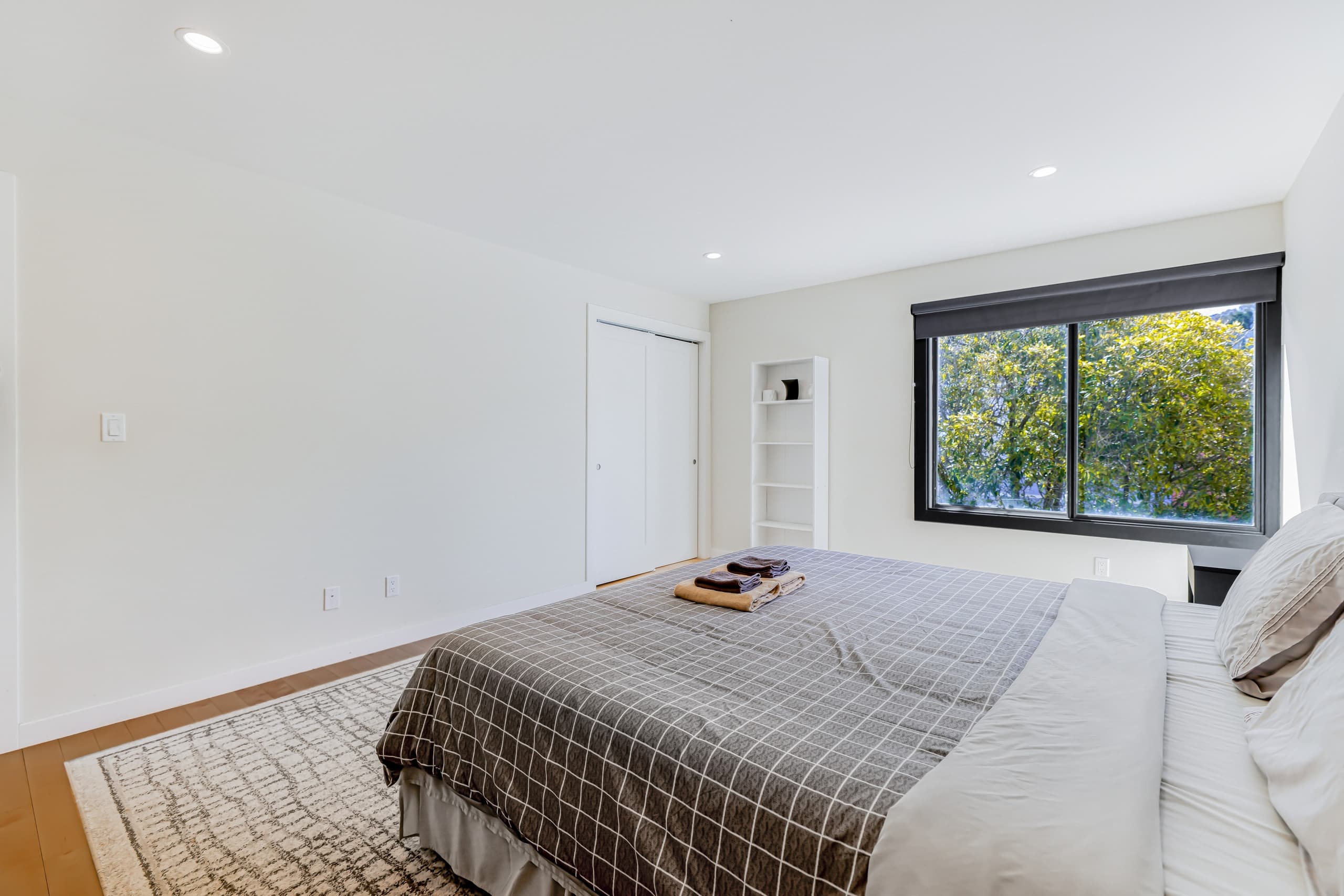 Home in San Francisco · ★4.84 · 3 bedrooms · 3 beds · 2 baths - Image 34