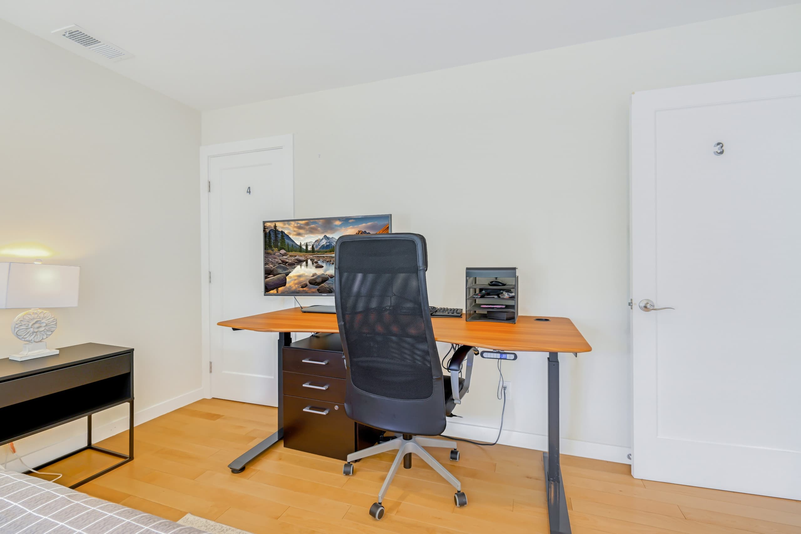 Home in San Francisco · ★4.84 · 3 bedrooms · 3 beds · 2 baths - Image 36
