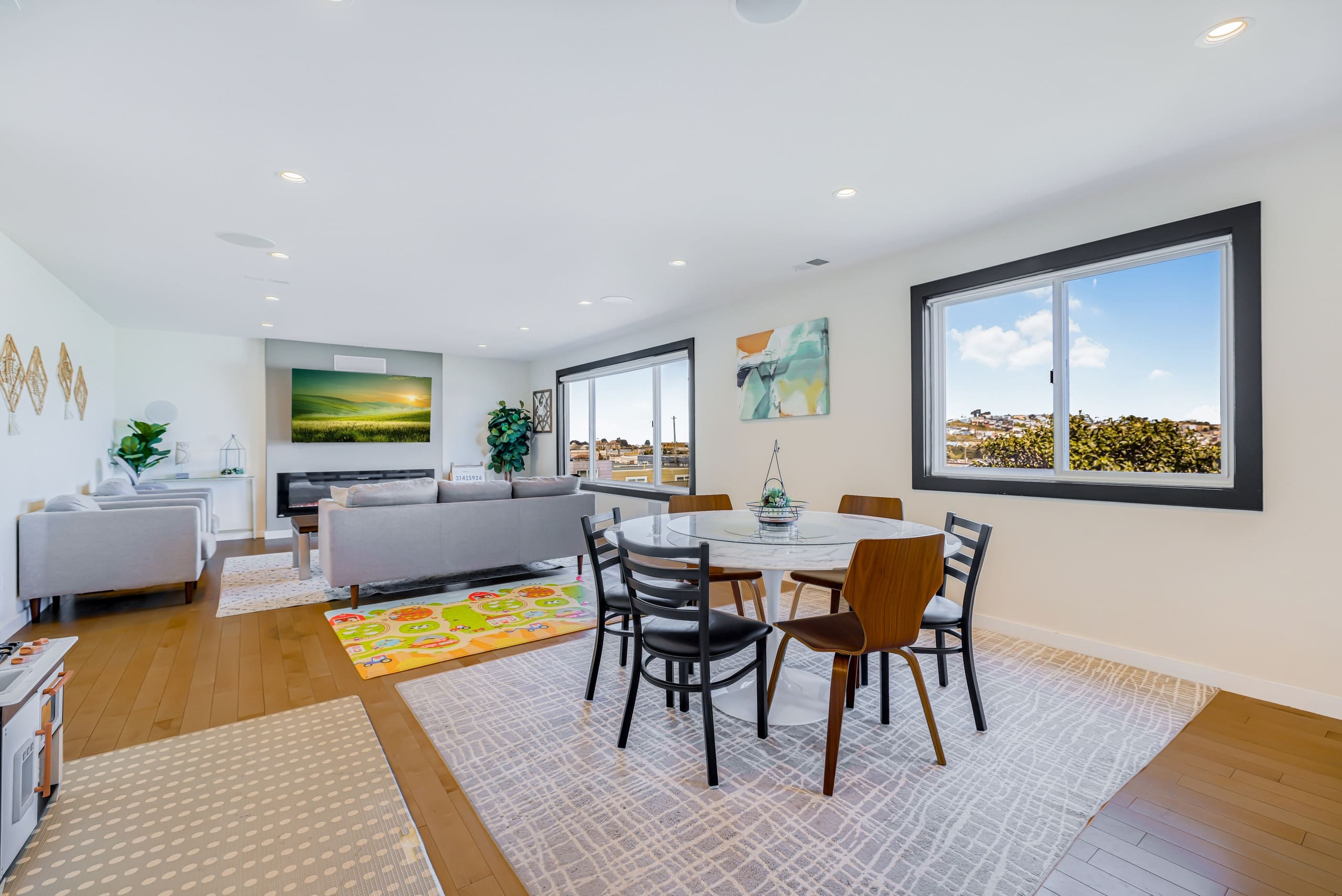 Home in San Francisco · ★4.84 · 3 bedrooms · 3 beds · 2 baths - Image 28
