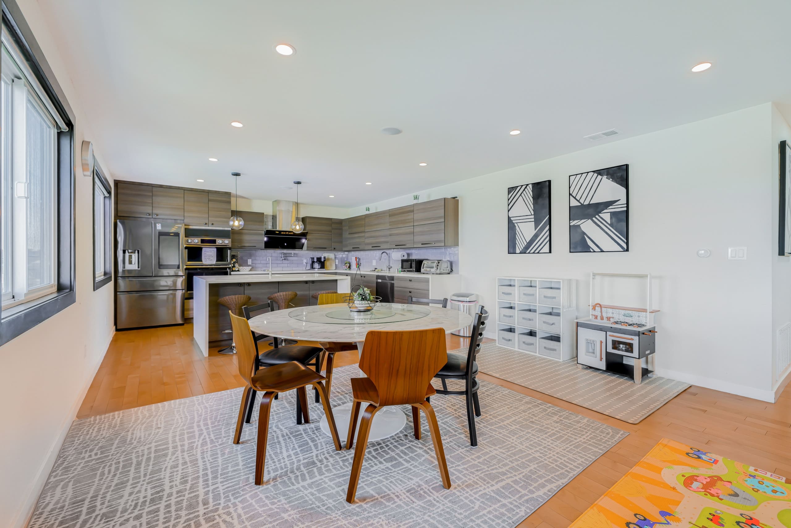Home in San Francisco · ★4.84 · 3 bedrooms · 3 beds · 2 baths - Image 30