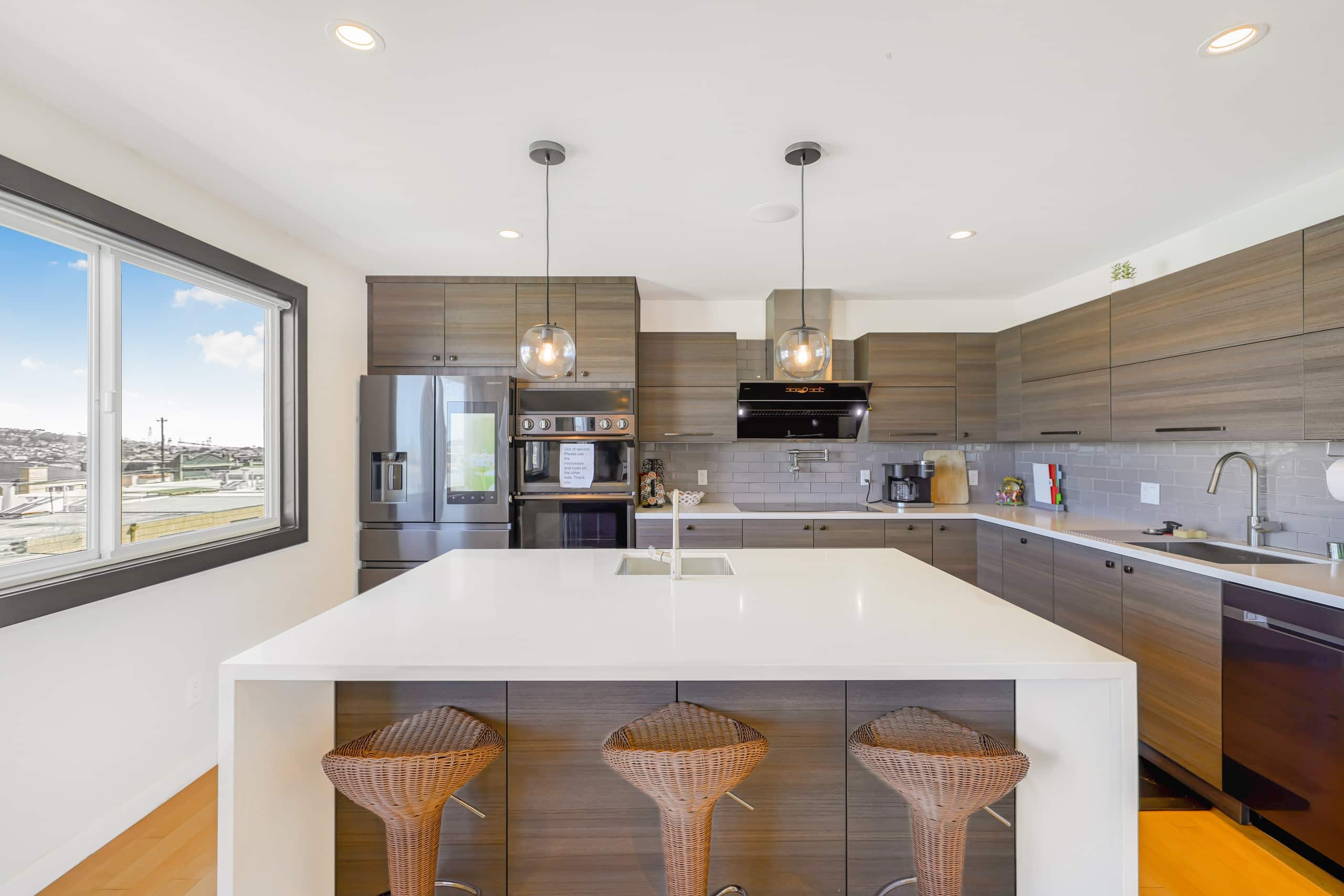 Home in San Francisco · ★4.84 · 3 bedrooms · 3 beds · 2 baths - Image 8