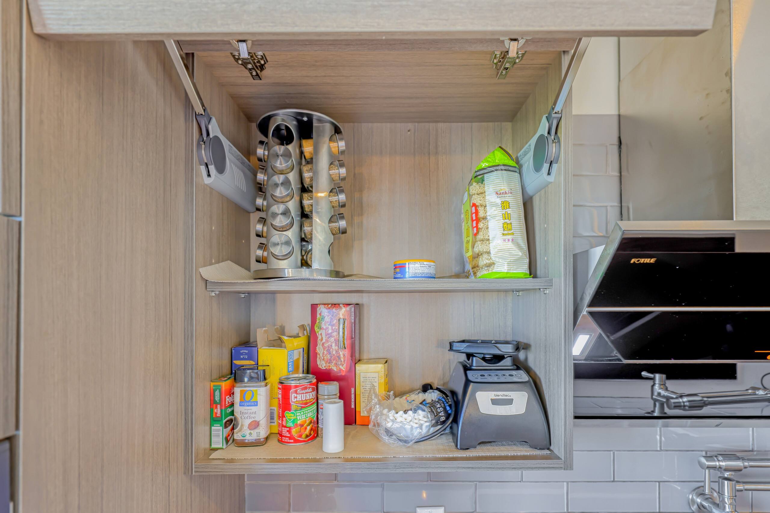 Home in San Francisco · ★4.84 · 3 bedrooms · 3 beds · 2 baths - Image 18