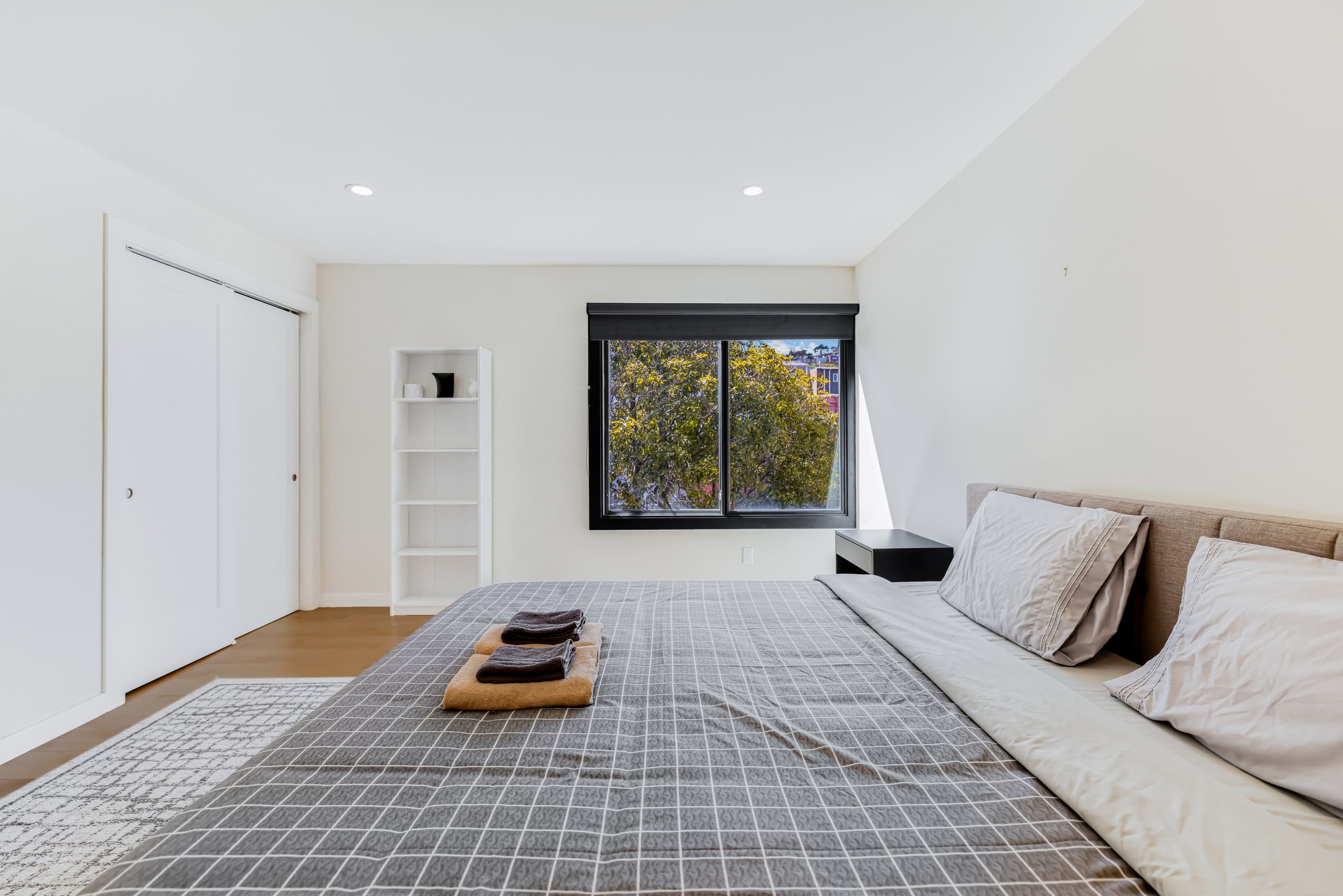 Home in San Francisco · ★4.84 · 3 bedrooms · 3 beds · 2 baths - Image 37