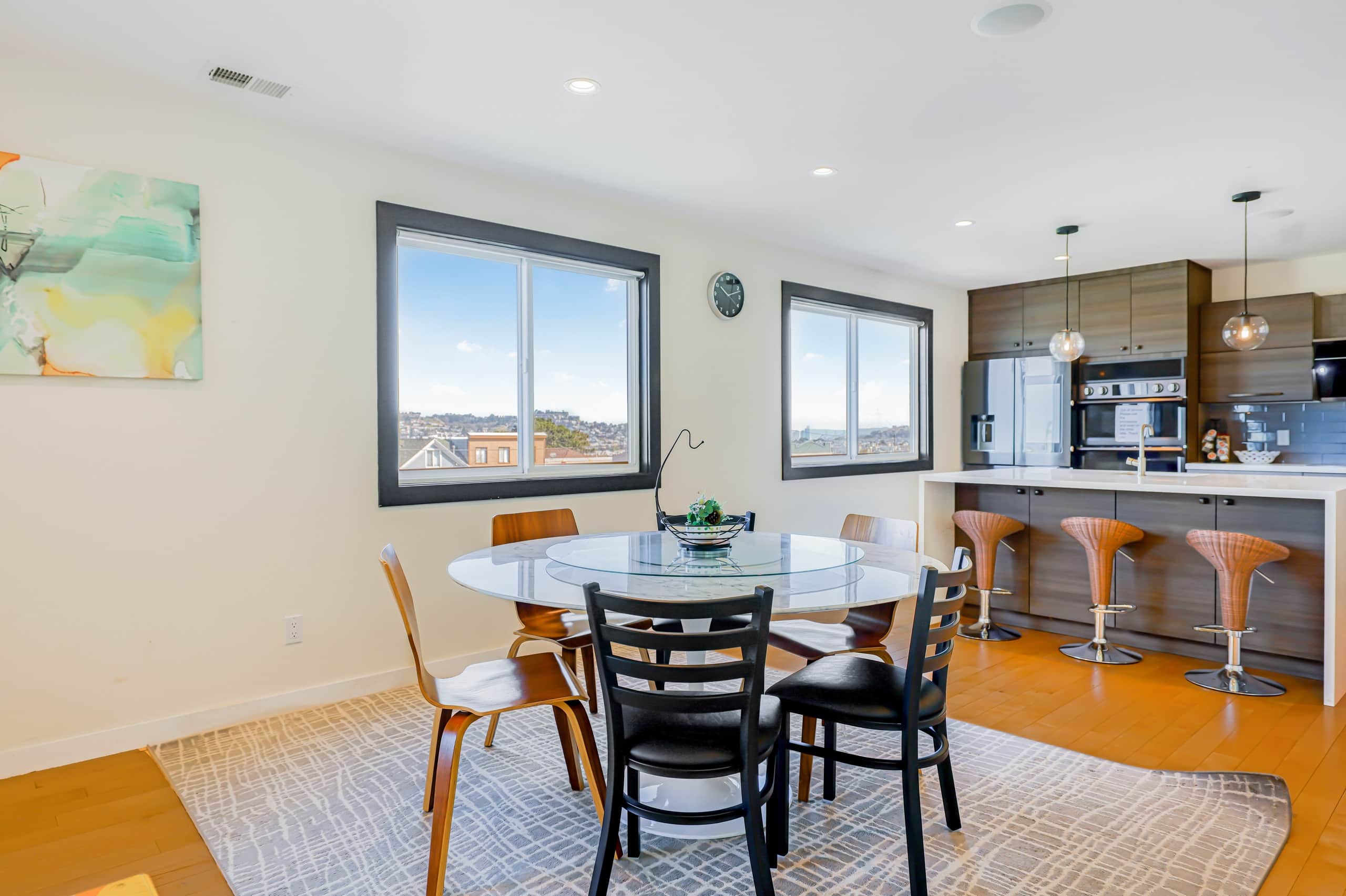 Home in San Francisco · ★4.84 · 3 bedrooms · 3 beds · 2 baths - Image 31