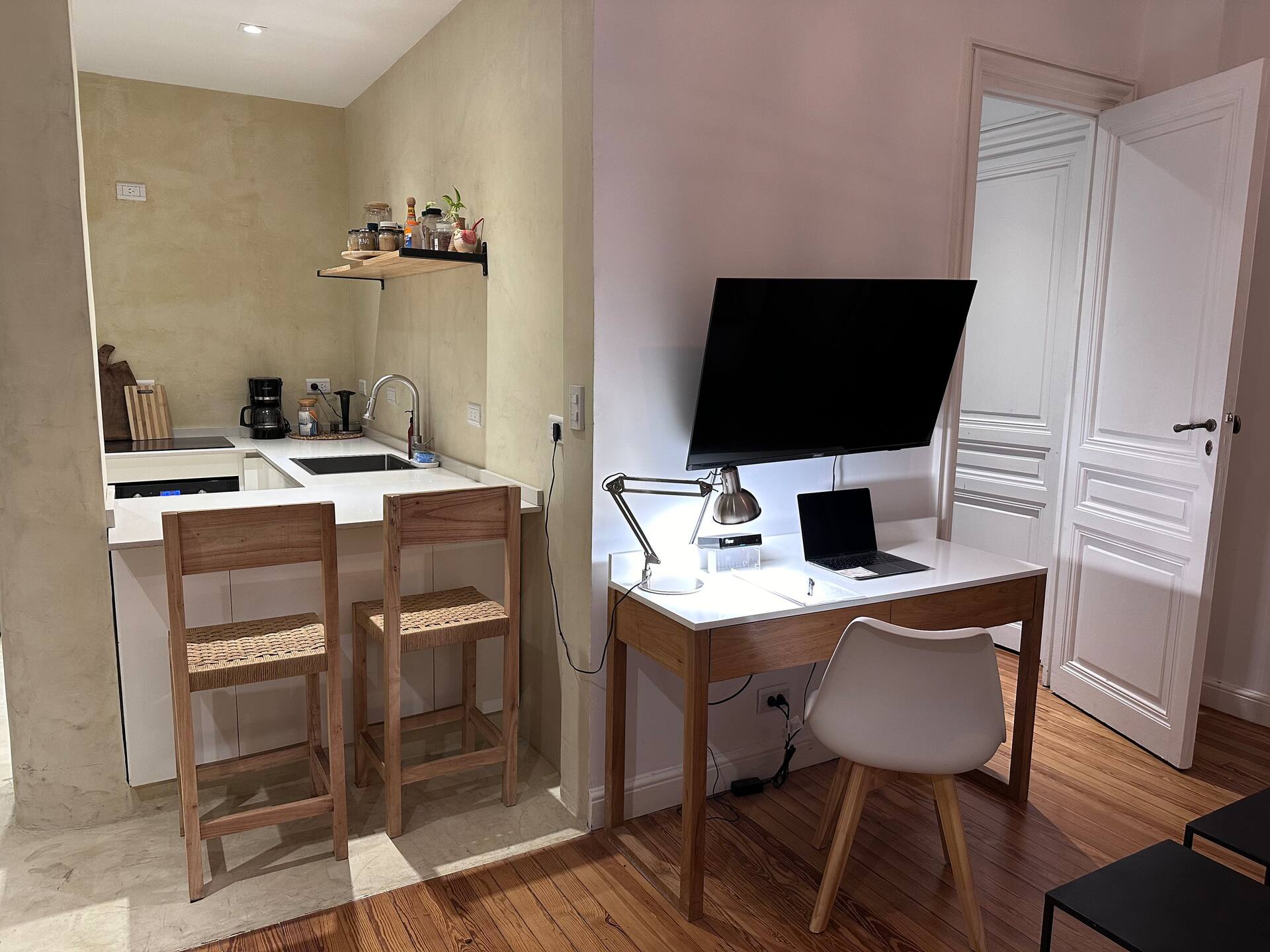 Remodeled apartment in spectacular location