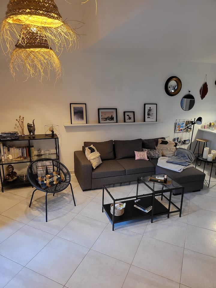 Villa 2 Chambres Et Jardinet, Plage à 300 M - Borgo