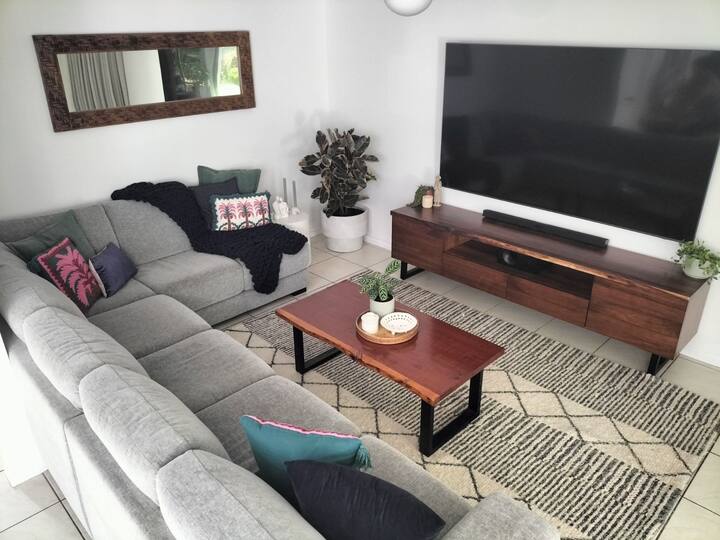 Spacious Family Friendly Home With Stunning Pool - Springbrook National Park