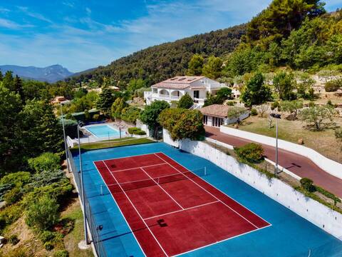Villa Prestige Tennis, Pool & Spa, Sainte-Baume