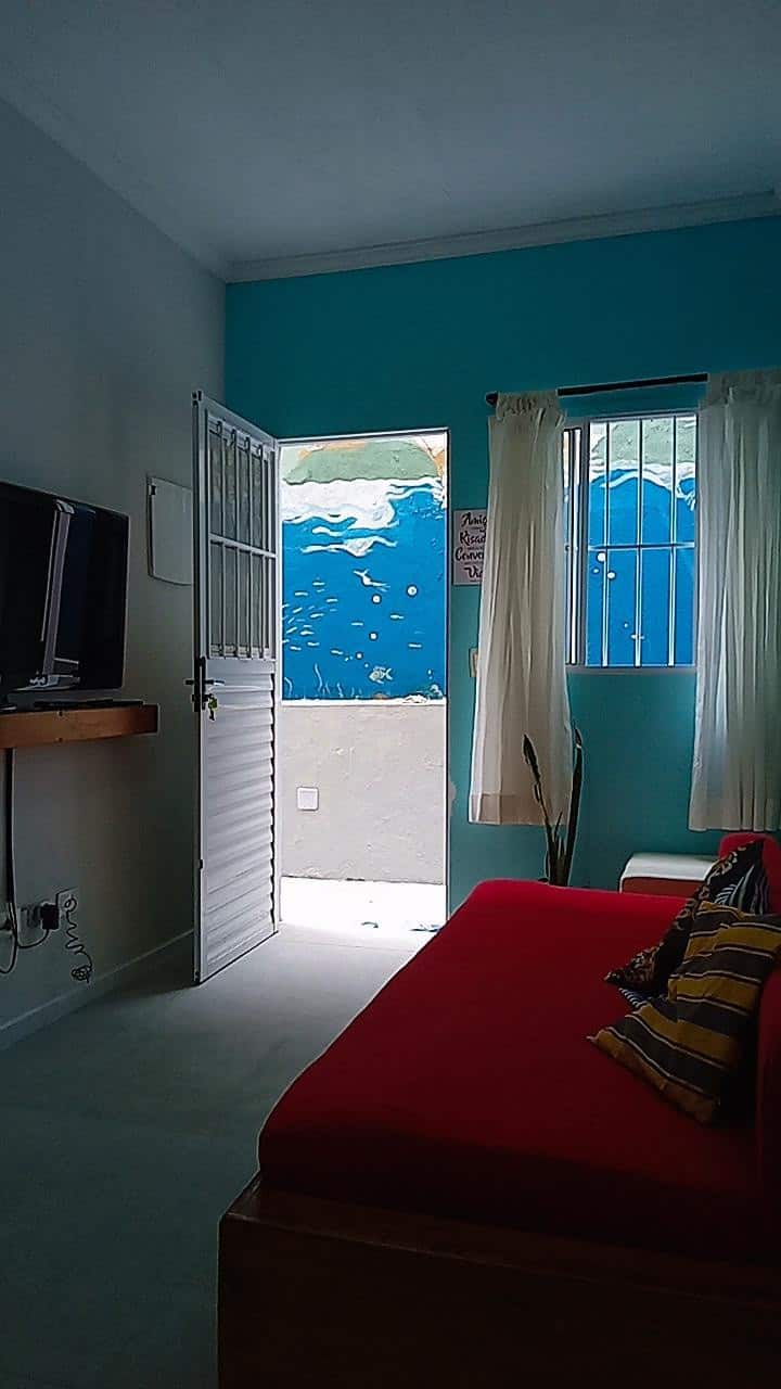 sala com TV