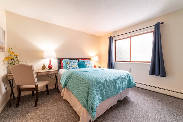 Lovely In Walloon Village - Petoskey, MI