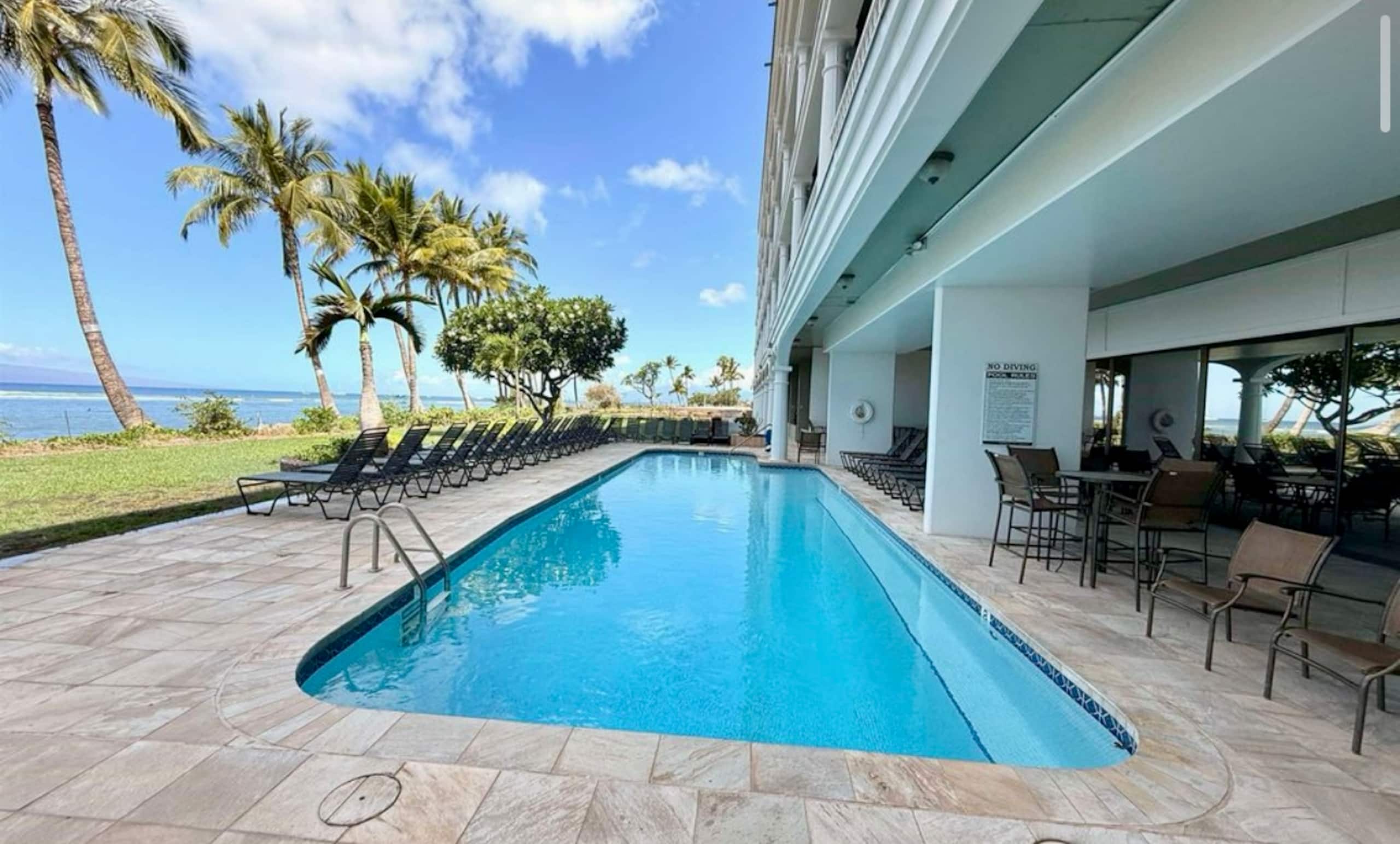 Condo in Lahaina · ★4.95 · Studio · 1 bed · 1 bath - Image 4
