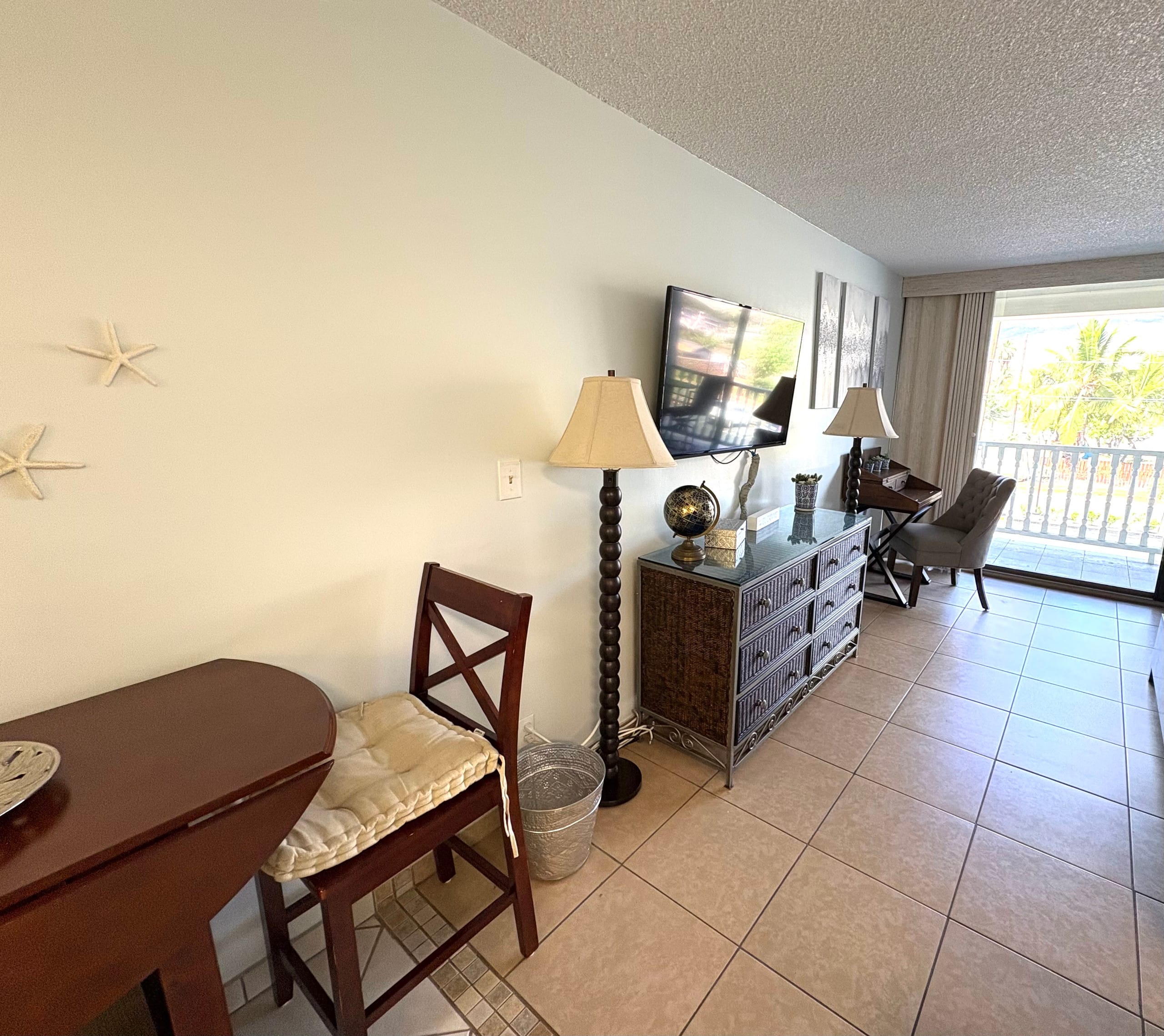 Condo in Lahaina · ★4.95 · Studio · 1 bed · 1 bath - Image 57