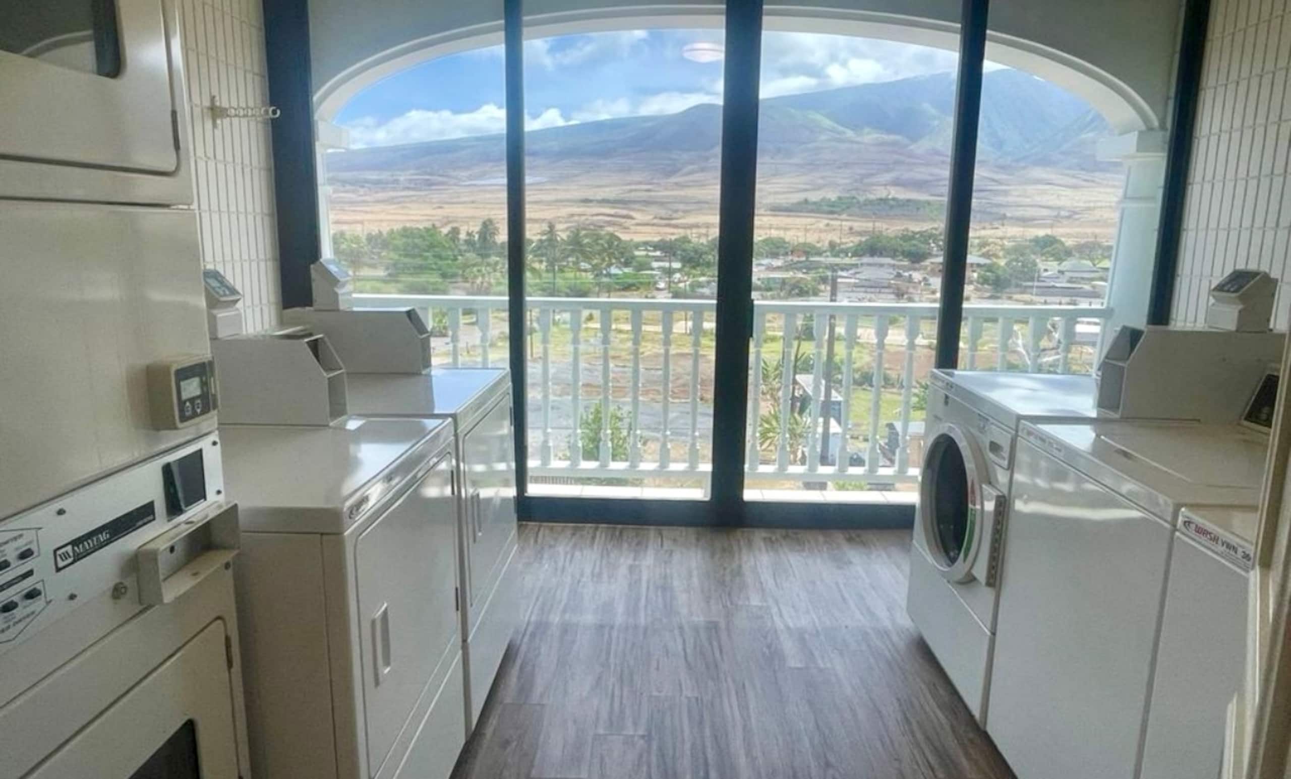 Condo in Lahaina · ★4.95 · Studio · 1 bed · 1 bath - Image 54